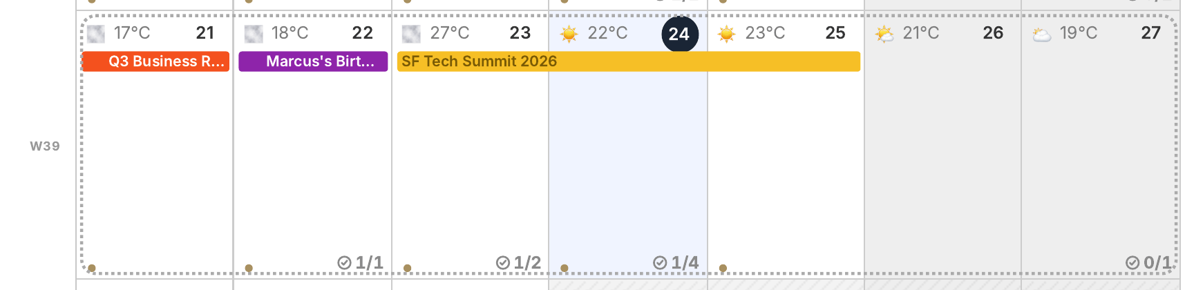 A Month View week in Planning mode: all-day events as pills, timed events as dots